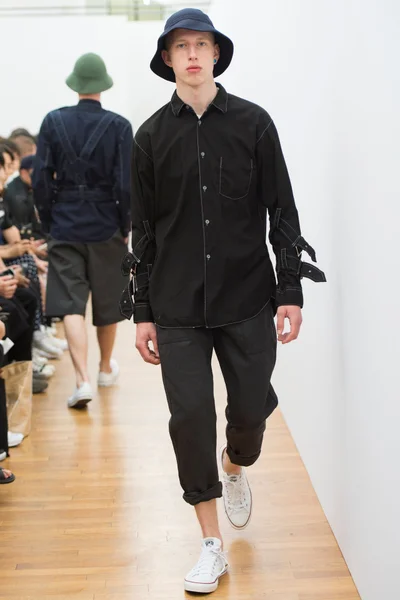 Look 26